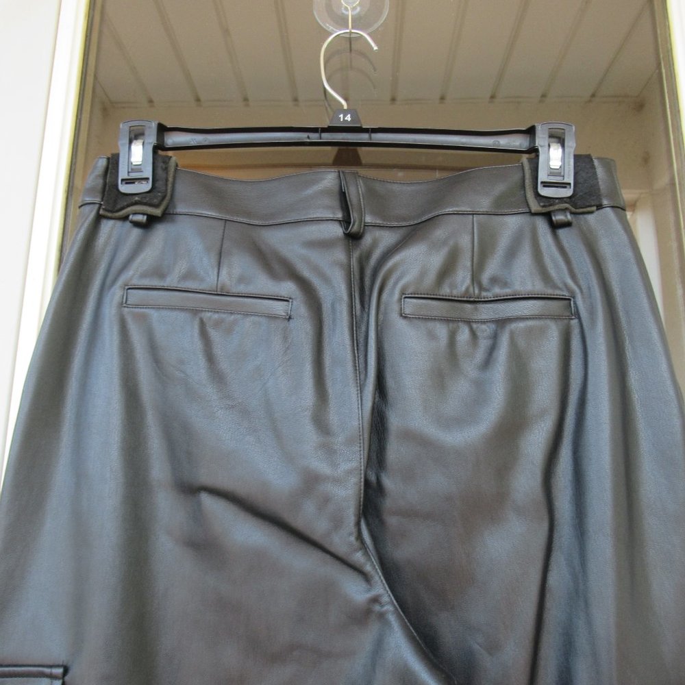 🟨APT. 9 faux leather cargo black pant size 12 or 14 - Picture 10 of 12